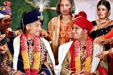 Indian Gay Couple in Texas Ties Knot in a Big Fat Indian Wedding with Band, Baaja &amp; Baarat